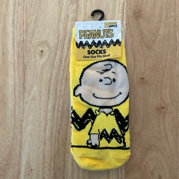 Peanuts Yellow Socks - One Size - Picture 1 of 2